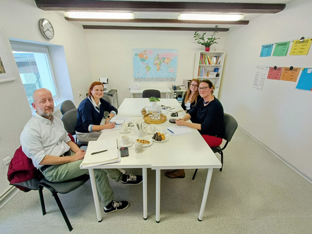 Toyota in Kolín to Support Education and Employment Integration of Foreign Nationals through the Dr. Van Zyl Grant